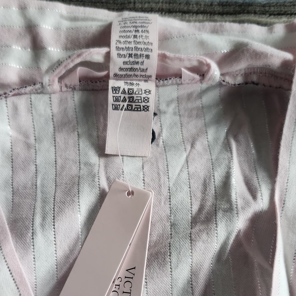 Victoria Secret Wrap Flannel PJ set Size XXL NWT - Picture 9 of 15